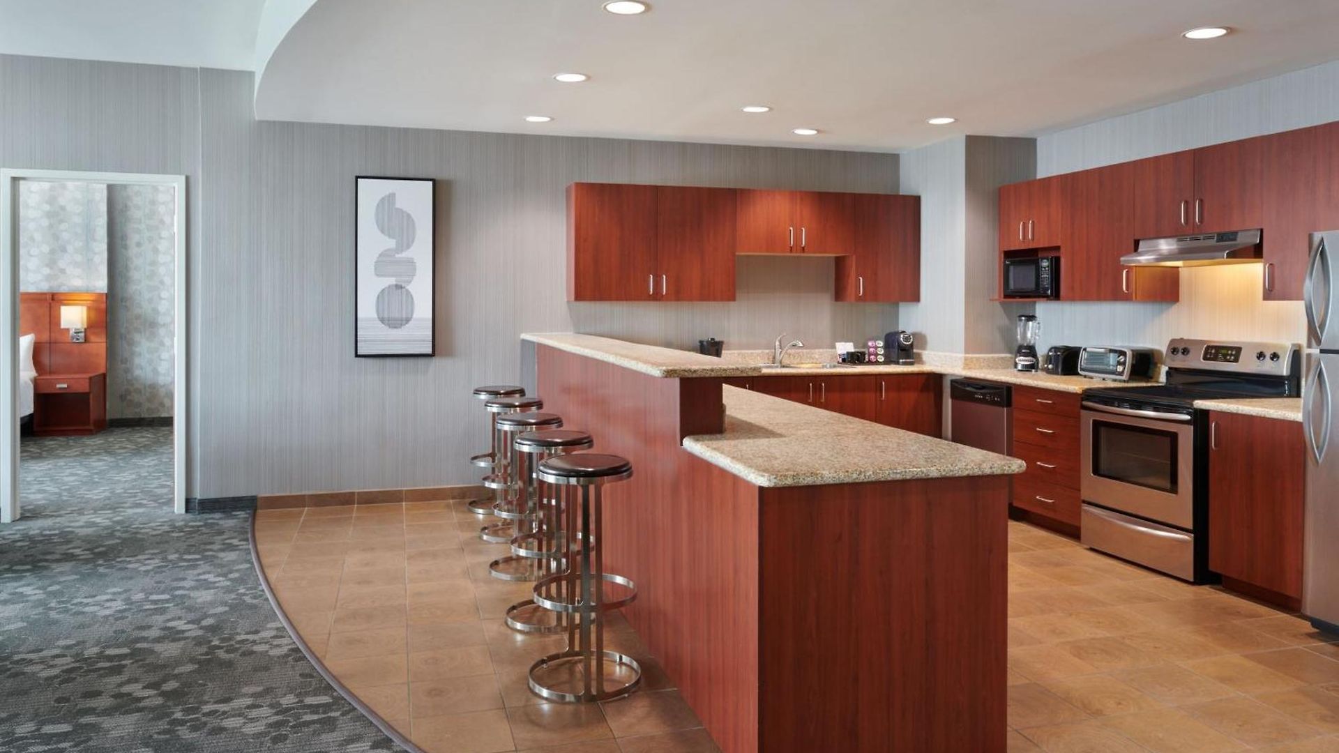 Courtyard By Marriott East