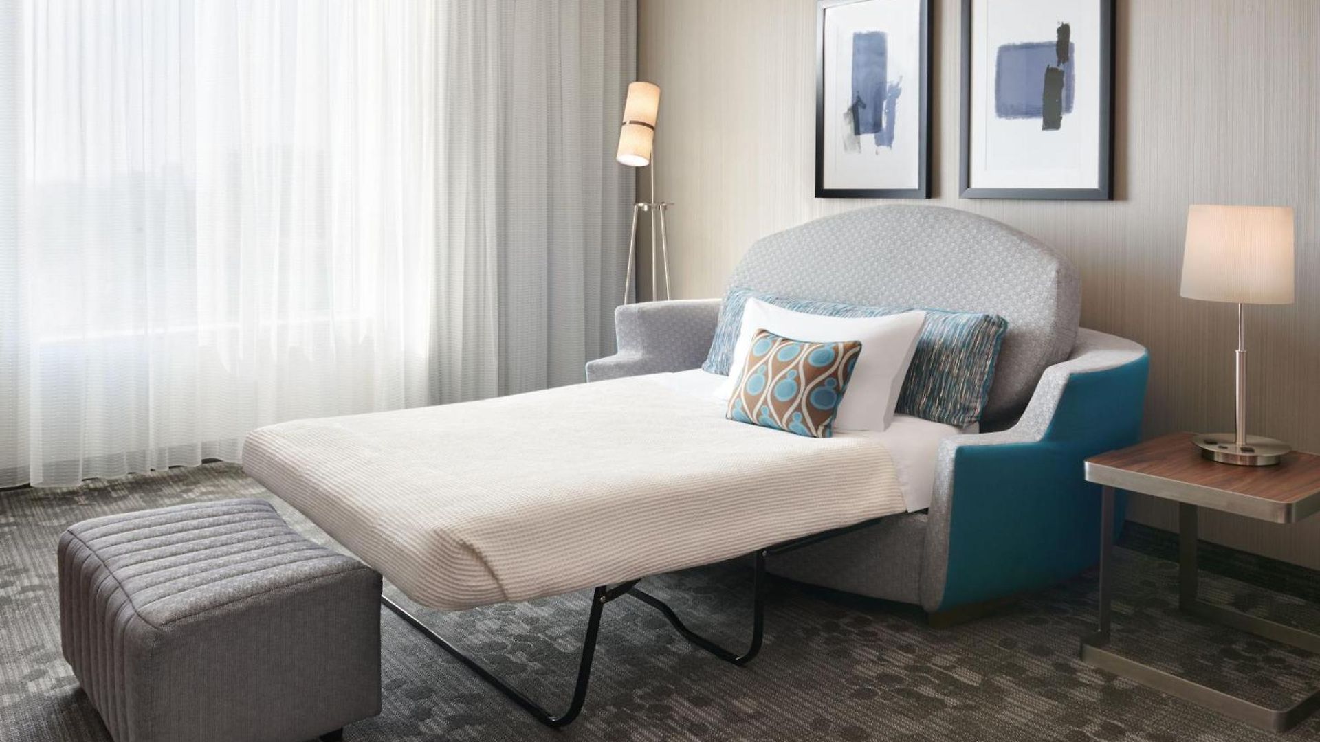 Courtyard By Marriott East
