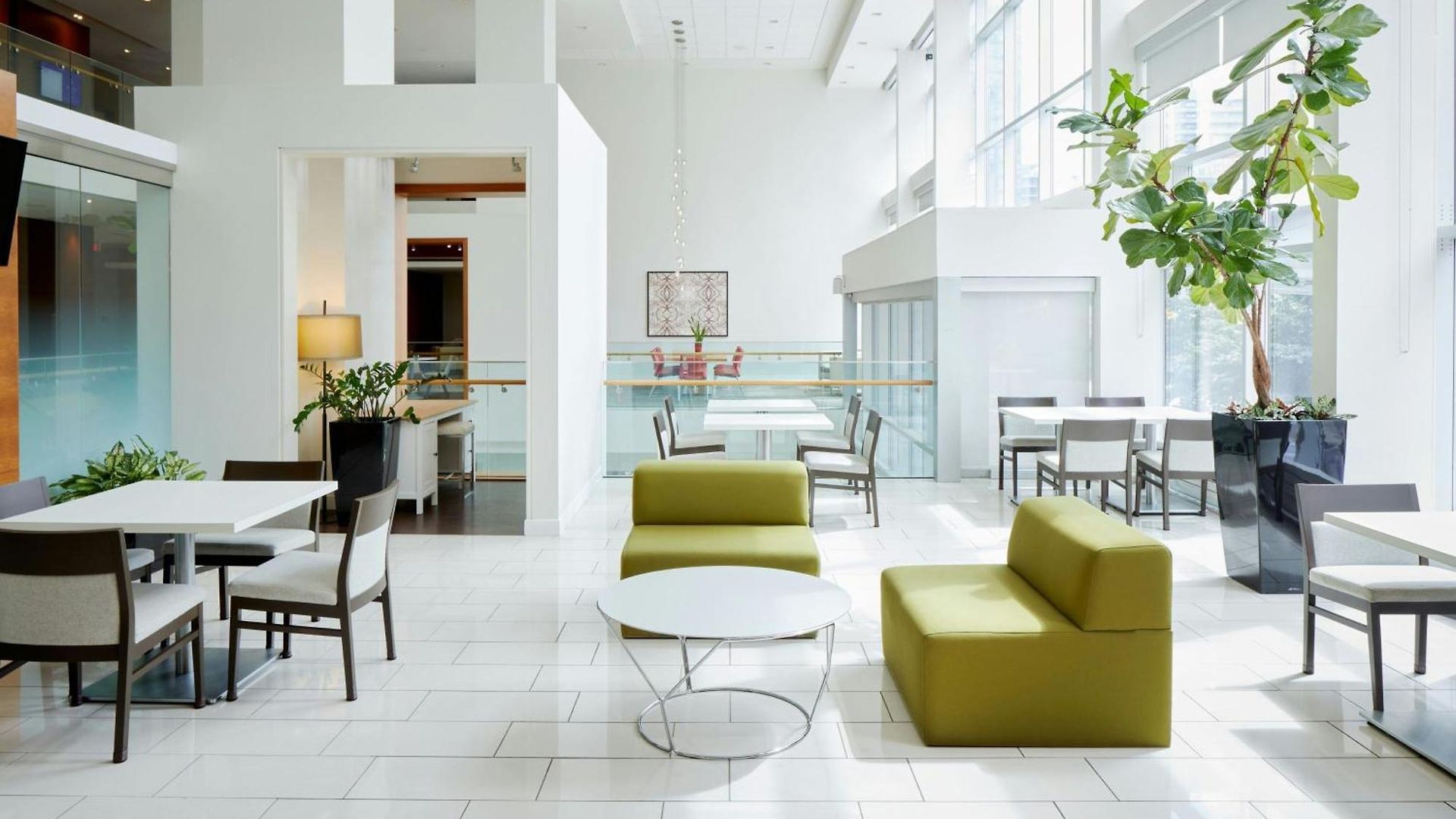 Hotel Delta By Marriott Centre Ottawa