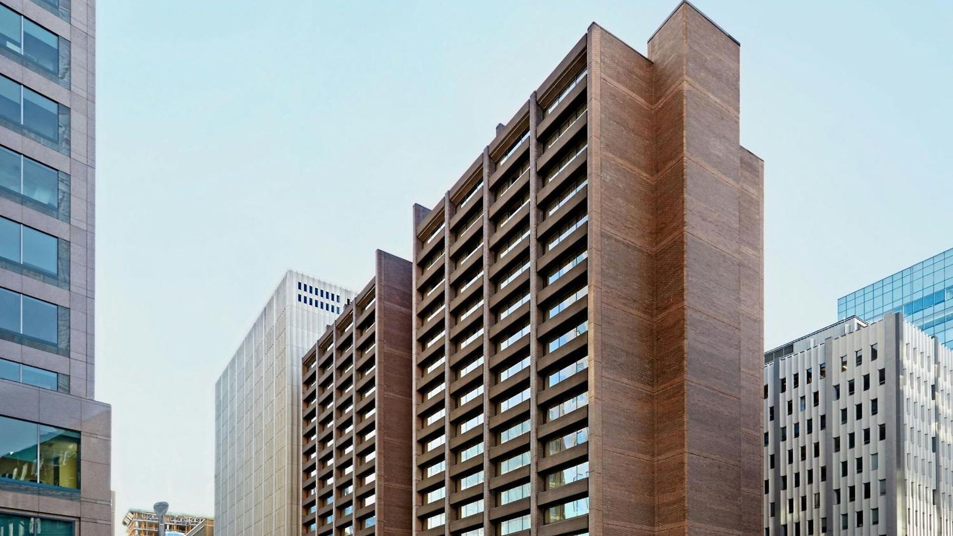 Sheraton Hotel 4*
