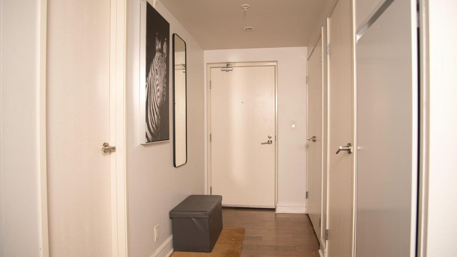 Minimum One Month - With Ensuite Bathroom In Fairly New 2 Rooms, 2 Bathrooms Homestay Ottawa