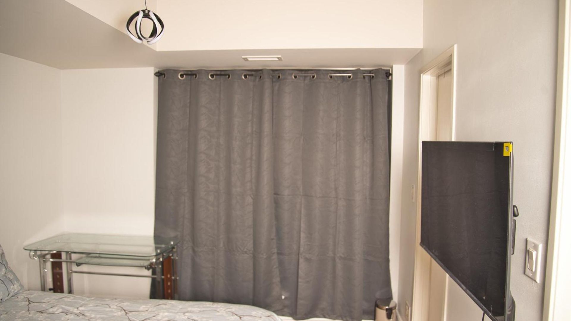 Homestay Minimum One Month - With Ensuite Bathroom In Fairly New 2 Rooms, 2 Bathrooms *