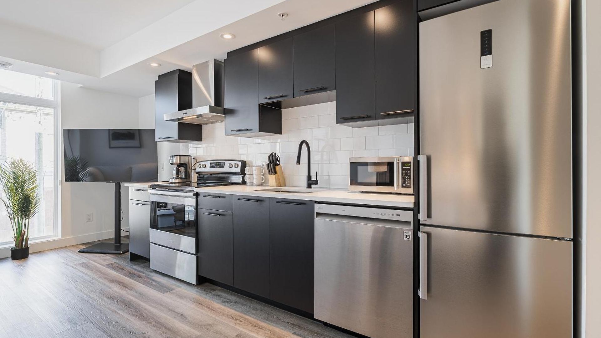 Westview Luxury Aparthotel Ottawa