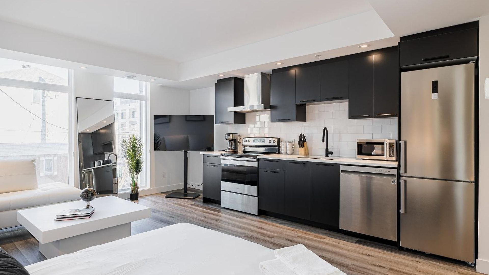 Westview Luxury Aparthotel