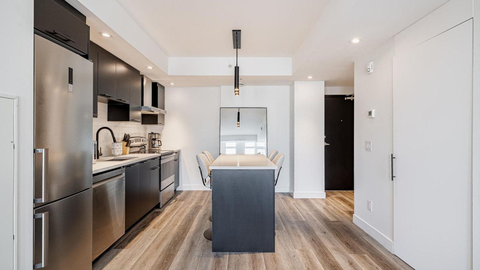 Westview Luxury Aparthotel 4*