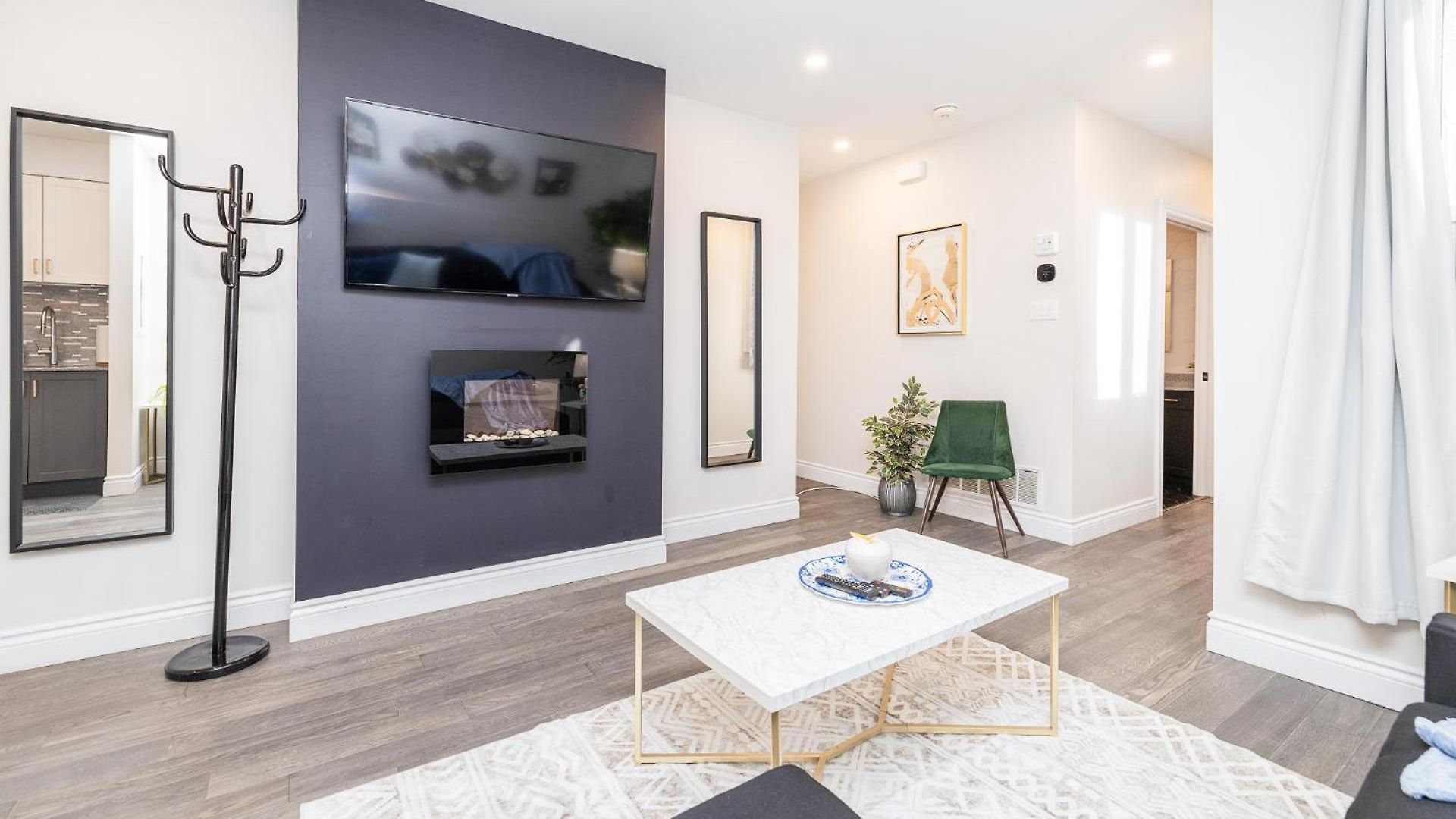 Modern 2br With Pet Friendly - Near Apartment Ottawa