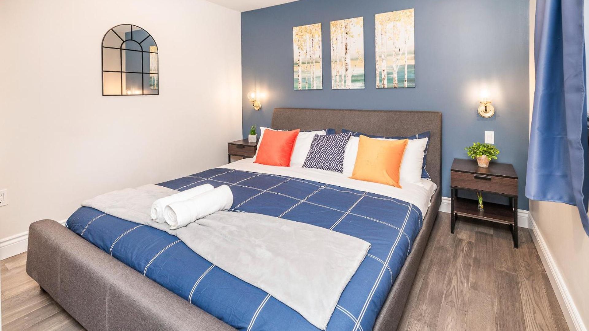 Modern 2br With Pet Friendly - Near Apartment
