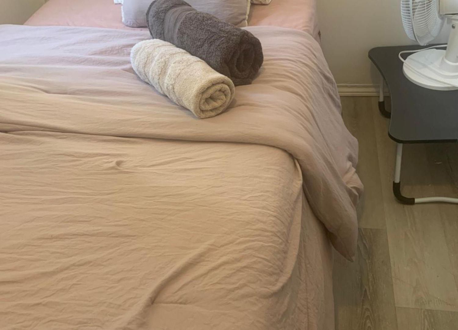 Apartment Only Private Room Steps To Uottawa Downtown Not Full Apt *