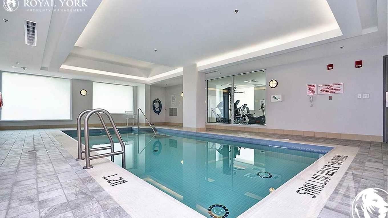 Luxurious 2bd 2bth Underground Parking Apartment Ottawa