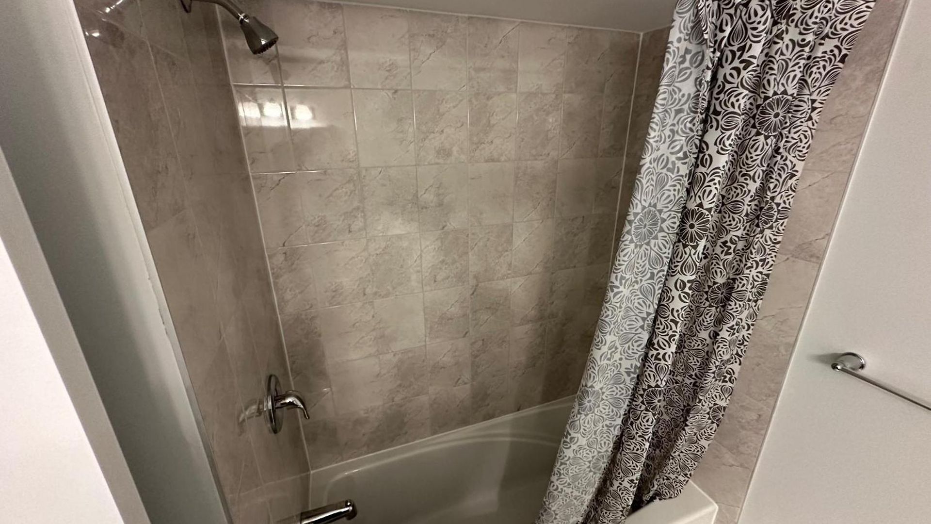 Lovely 2 Bedroom 2 Bath Ottawa