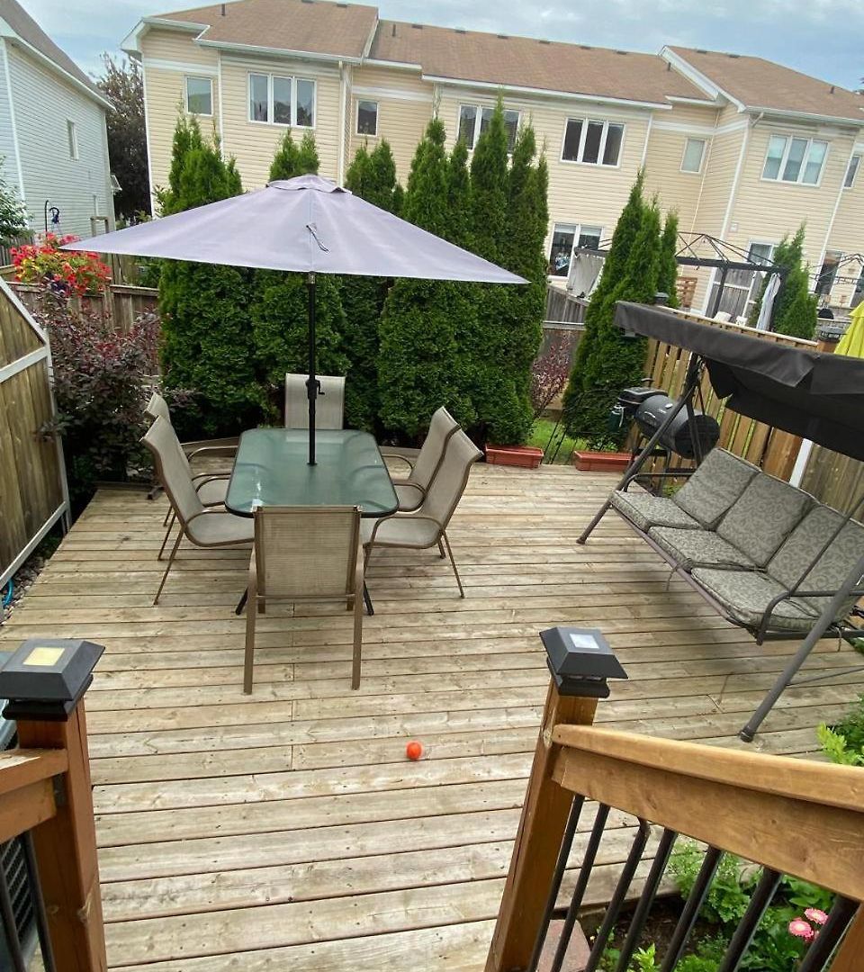 Cute 3 Bedrooms Townhouse In Kanata Holiday home *
