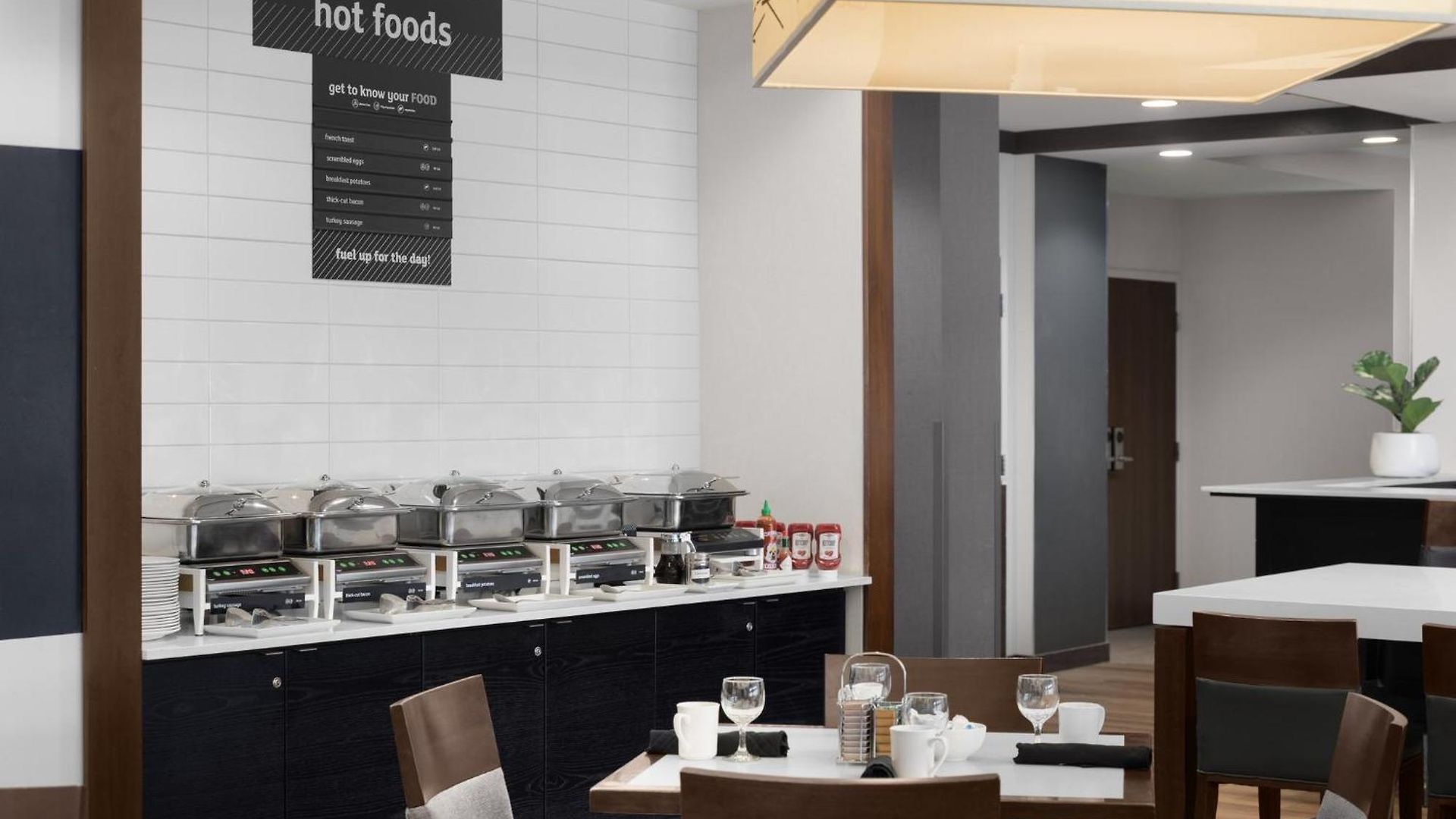 East By Ihg 4* Ottawa