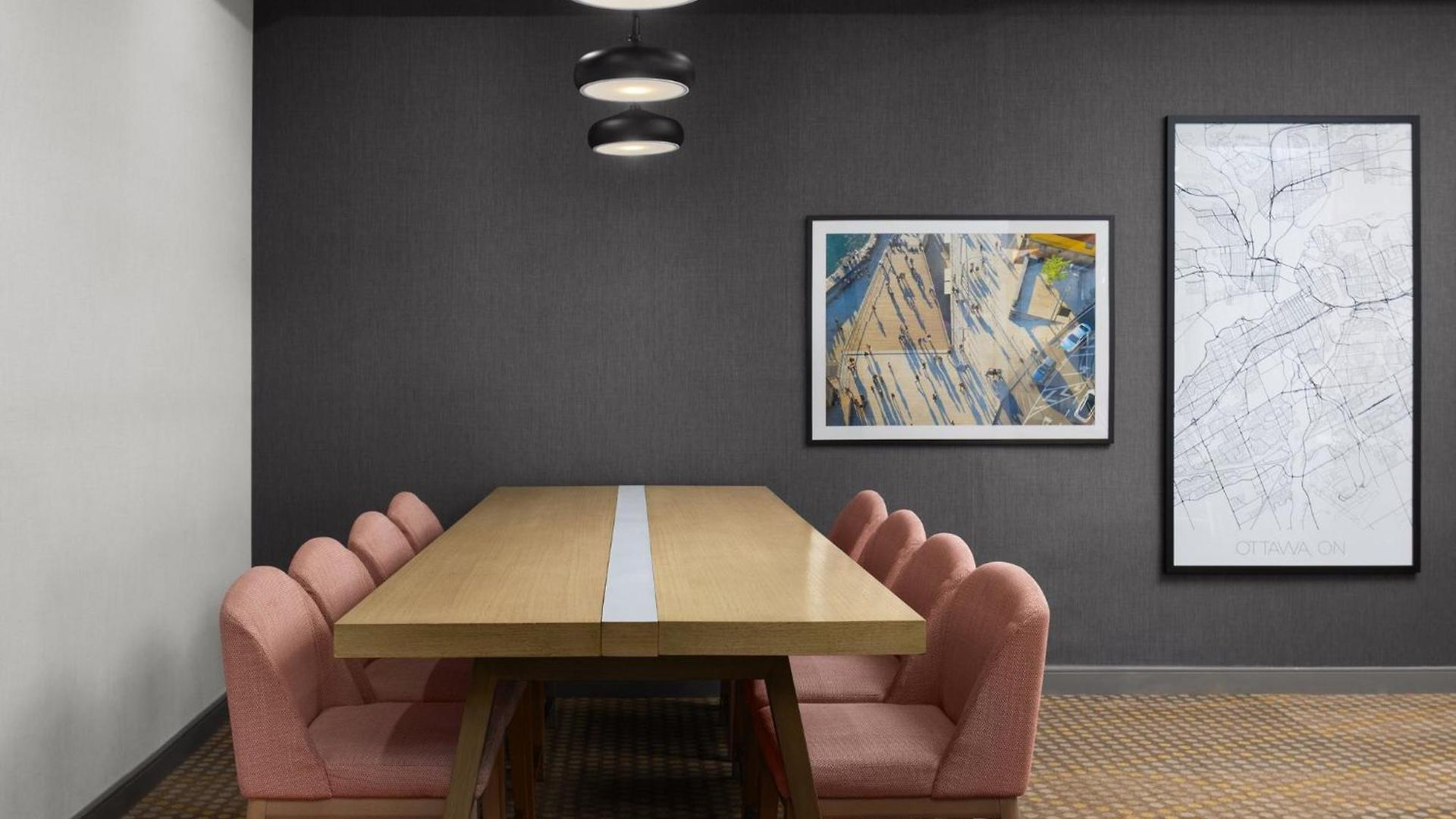 Hotel East By Ihg 4*