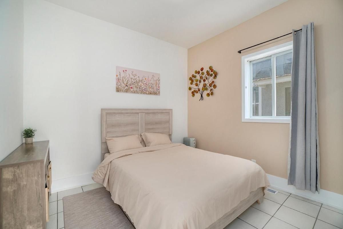Private 3 Bedrooms Downtown W Balcony Ottawa