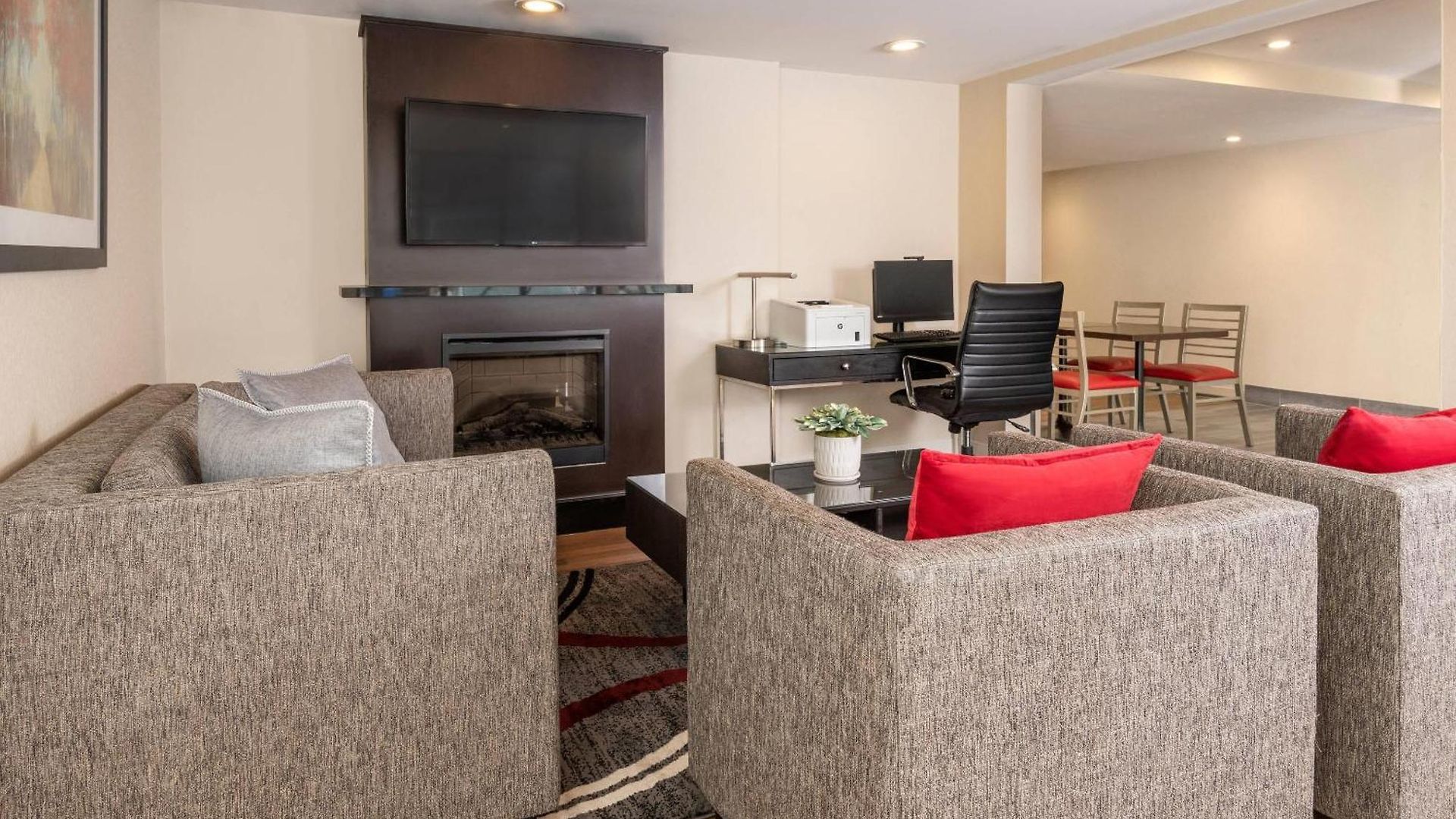 Inn Comfort East