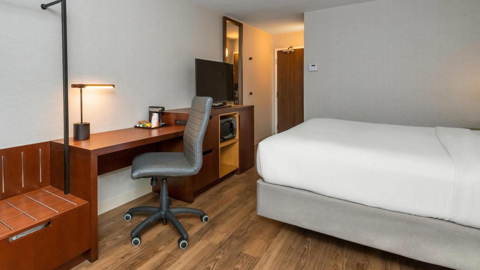 Comfort East Inn