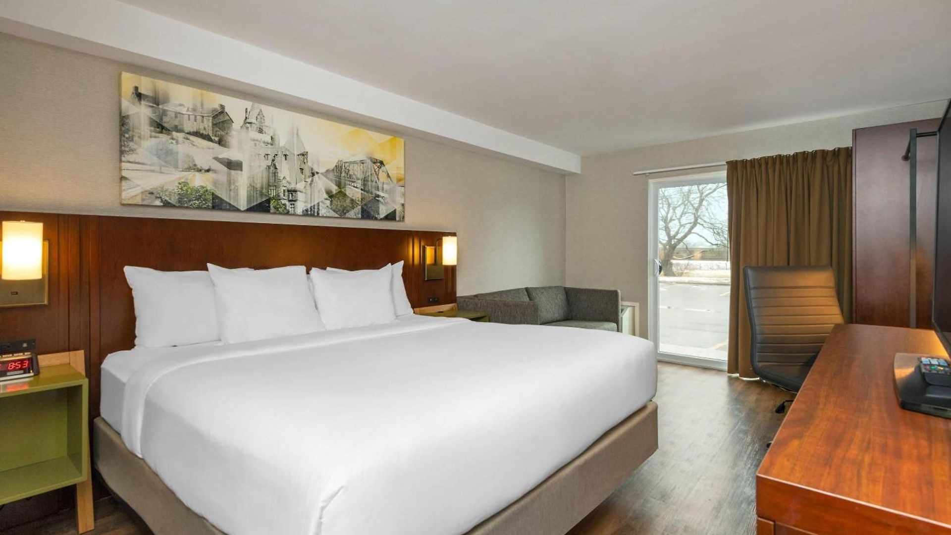 Inn Comfort East Ottawa