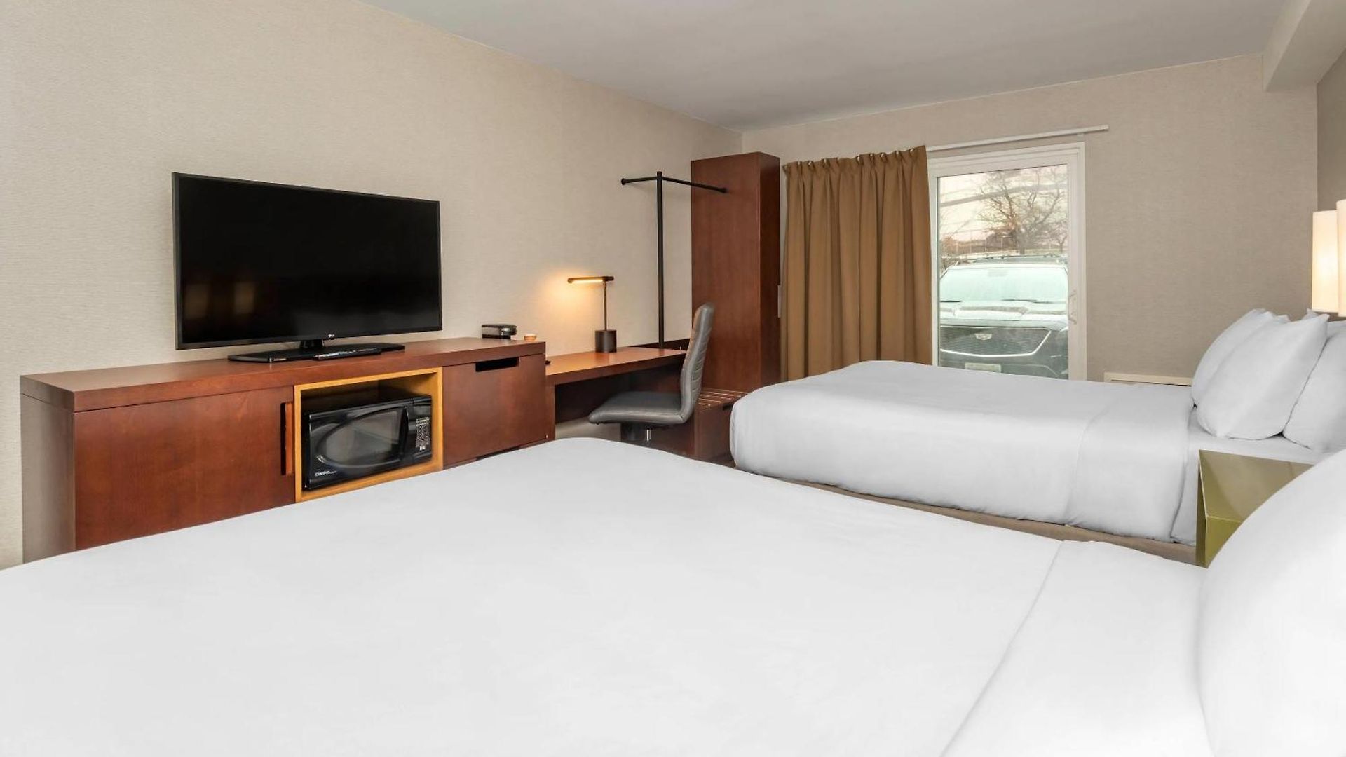 Comfort East 4* Ottawa