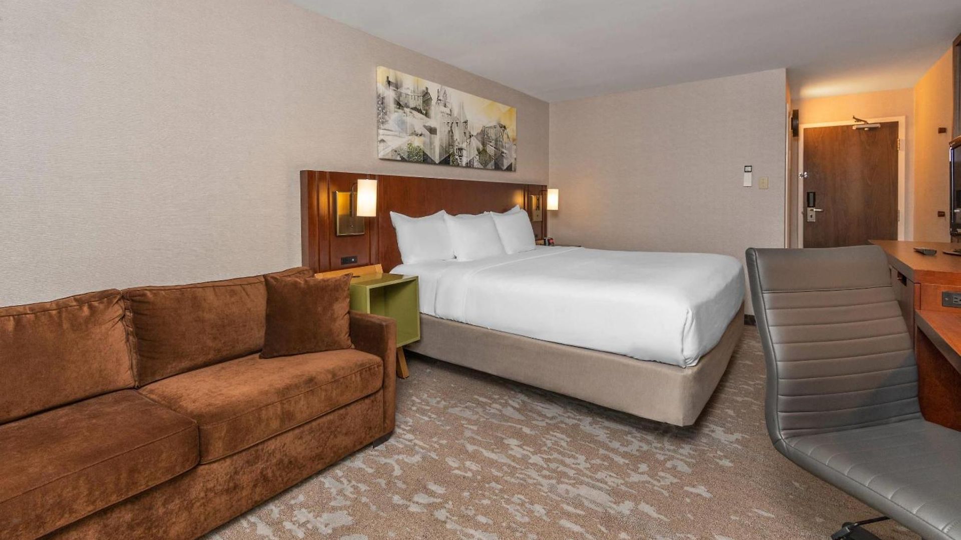 Inn Comfort East 4*