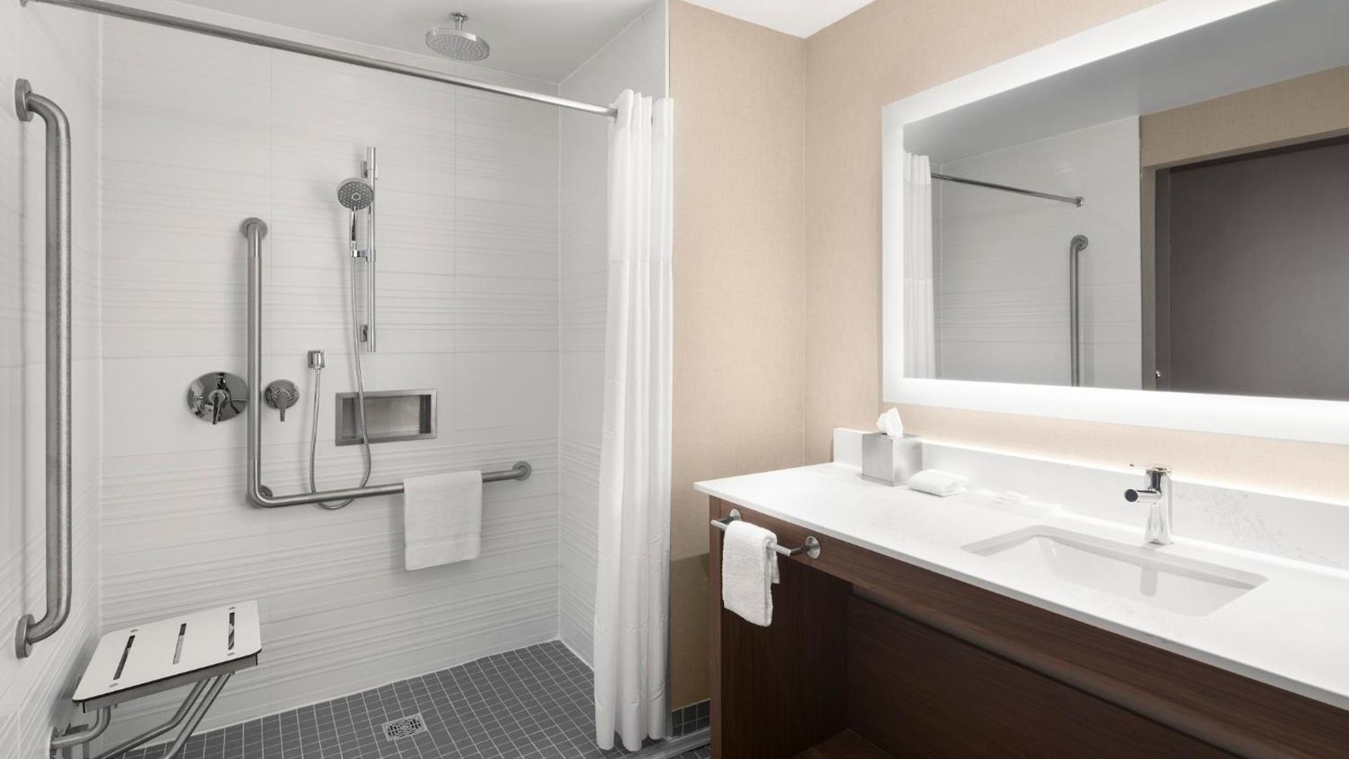 Ac By Marriott Downtown Ottawa