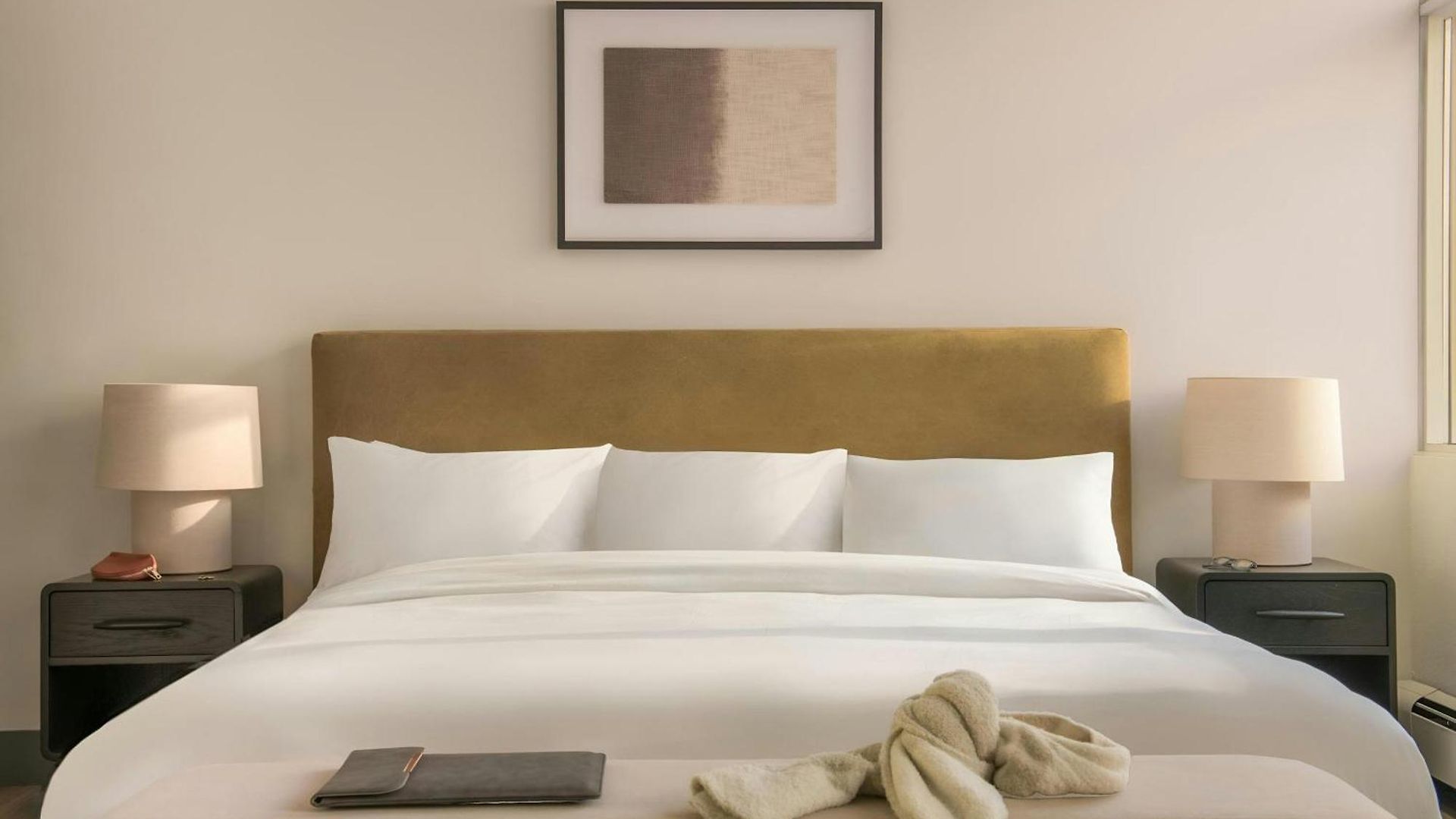 Sonder By Marriott Bonvoy Rideau Downtown Aparthotel