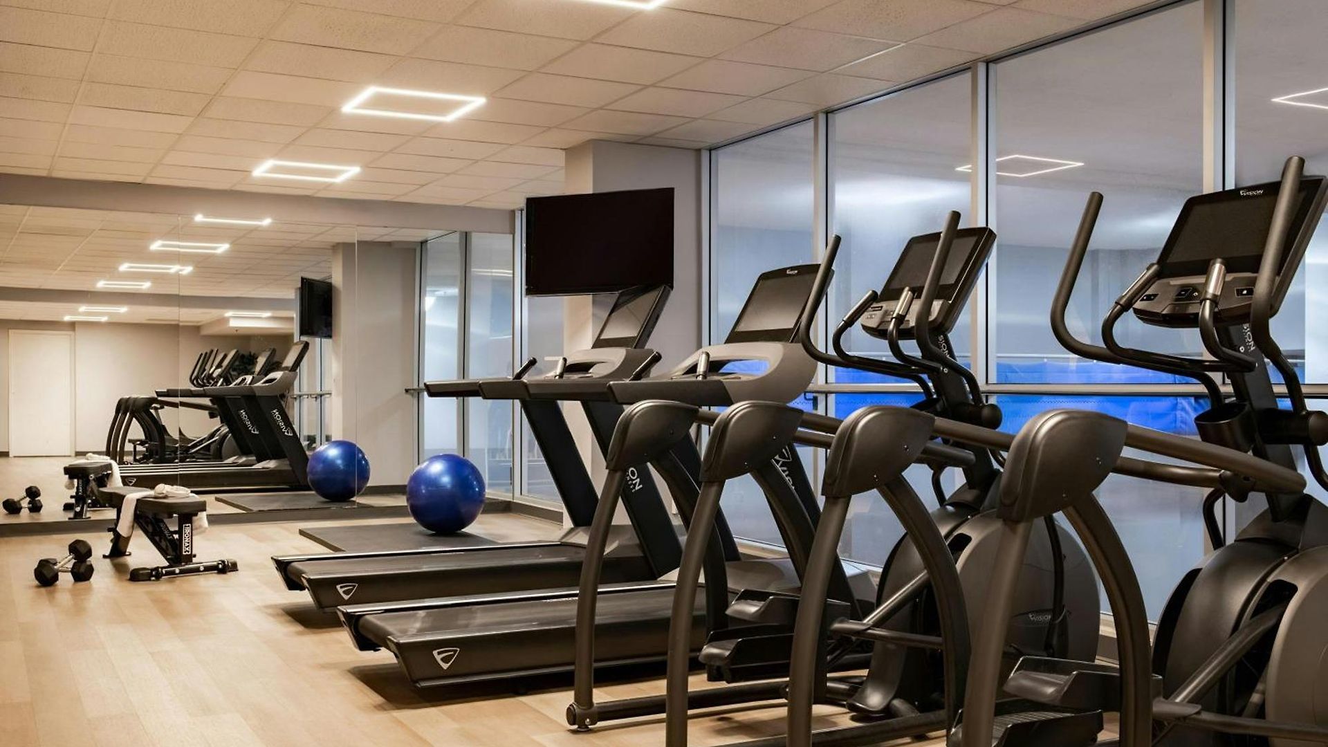 Sonder By Marriott Bonvoy Rideau Downtown Aparthotel
