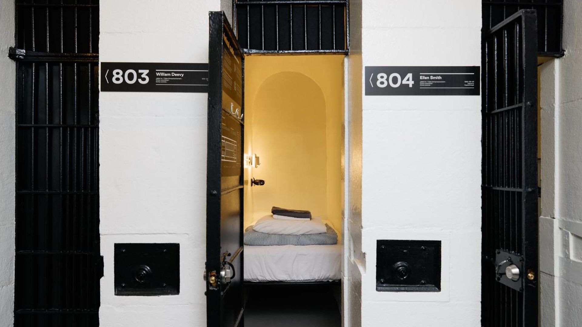 Hostel Saintlo Ottawa Jail Hostel Ottawa