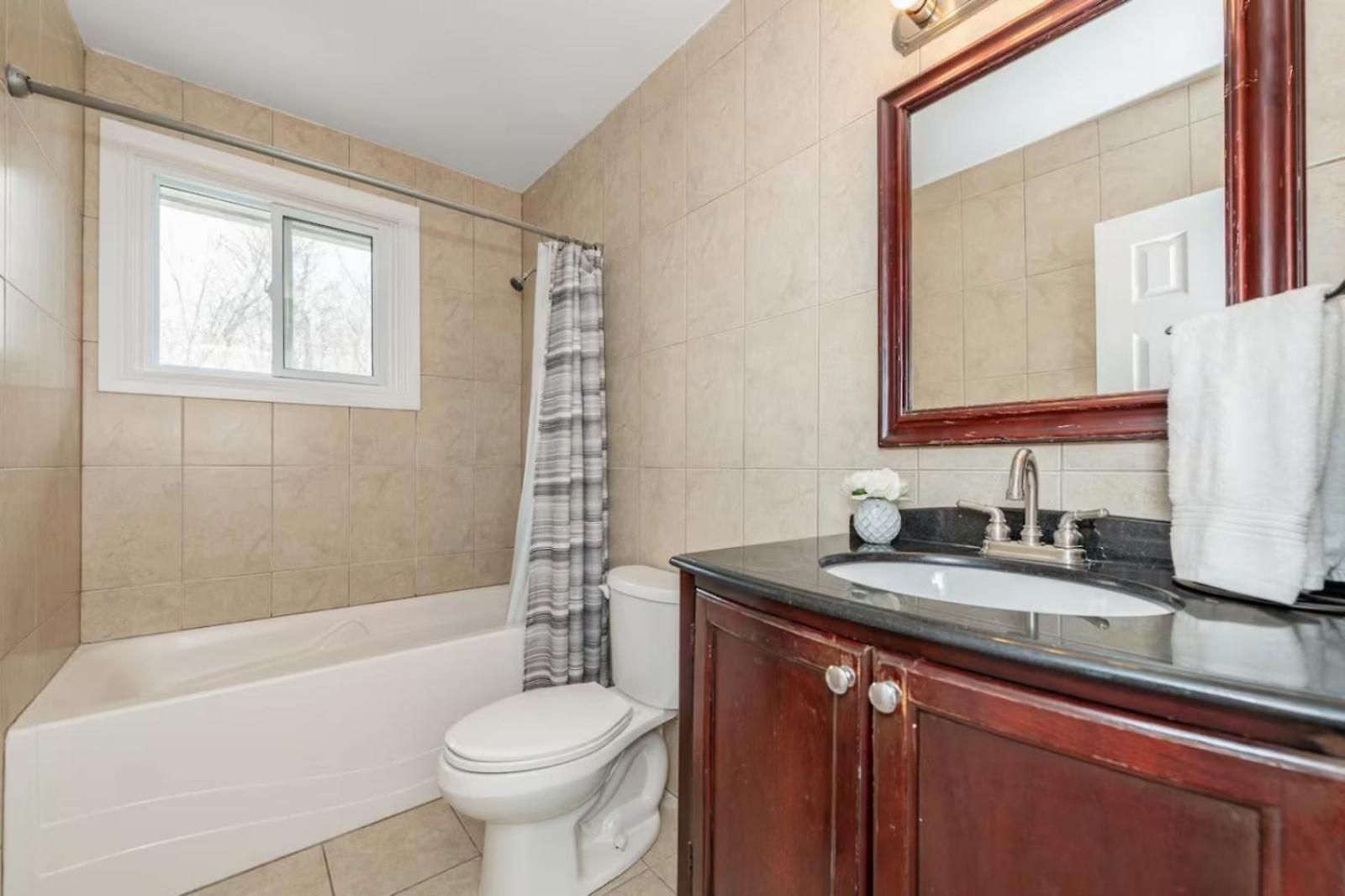 Bungalow Home Holiday home Ottawa