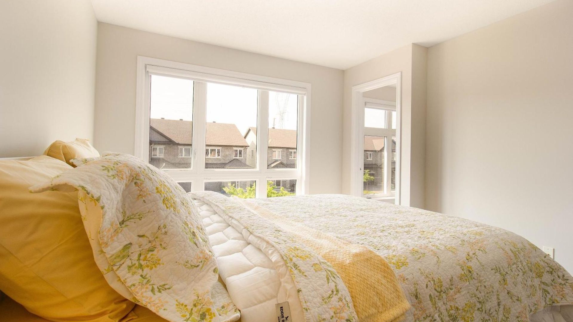 Luxurious Tastefully Furnished 3 Bedroom In Holiday home