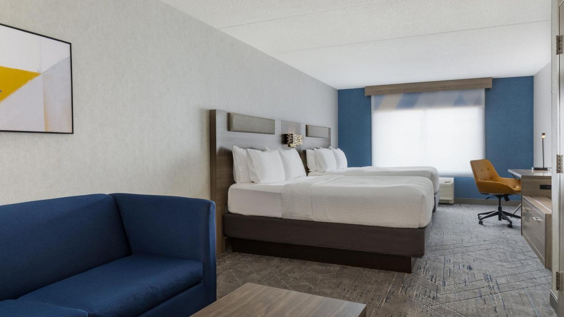 Express & East-orleans By Ihg Hotel 2*