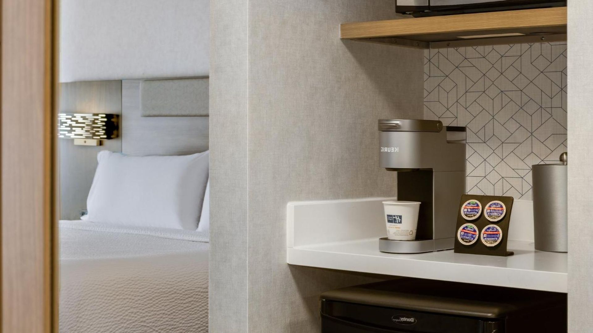 Hotel Express & East-orleans By Ihg 2*
