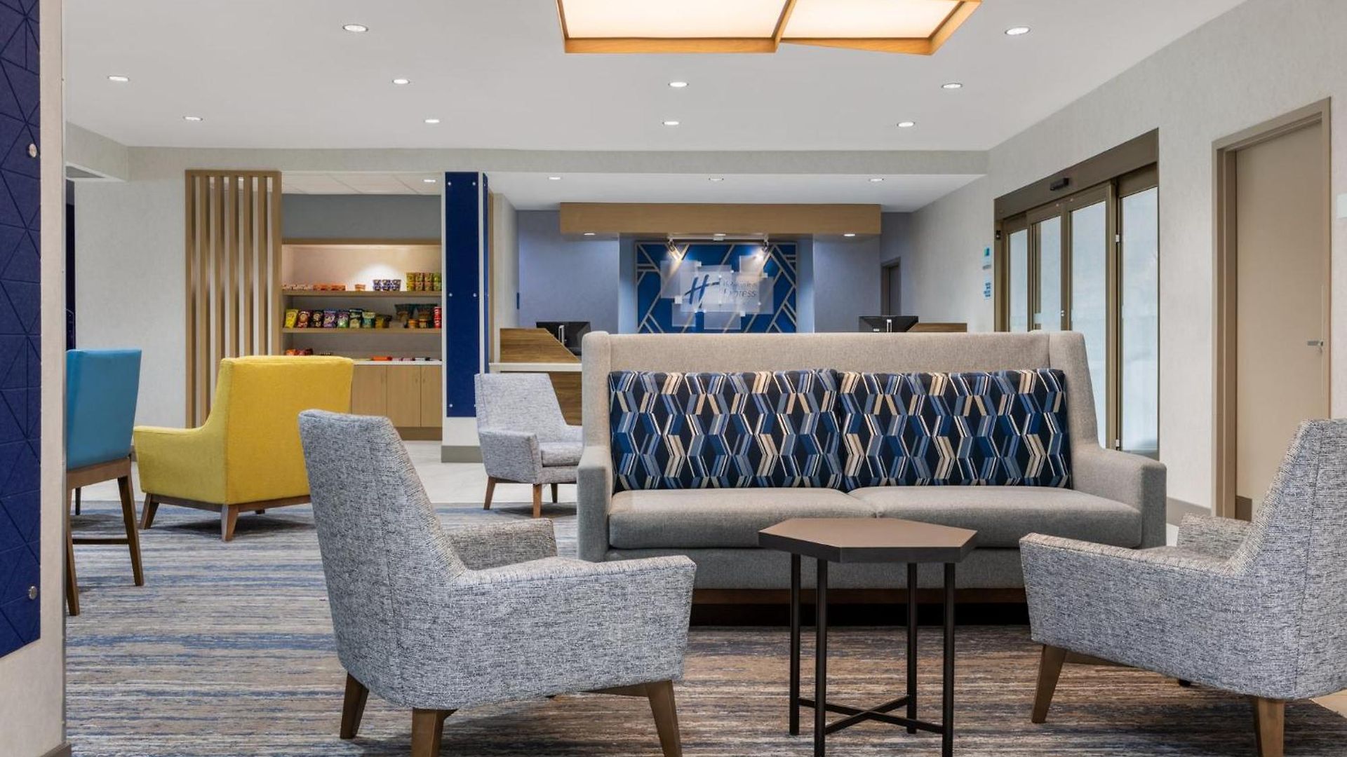 Express & East-orleans By Ihg Ottawa