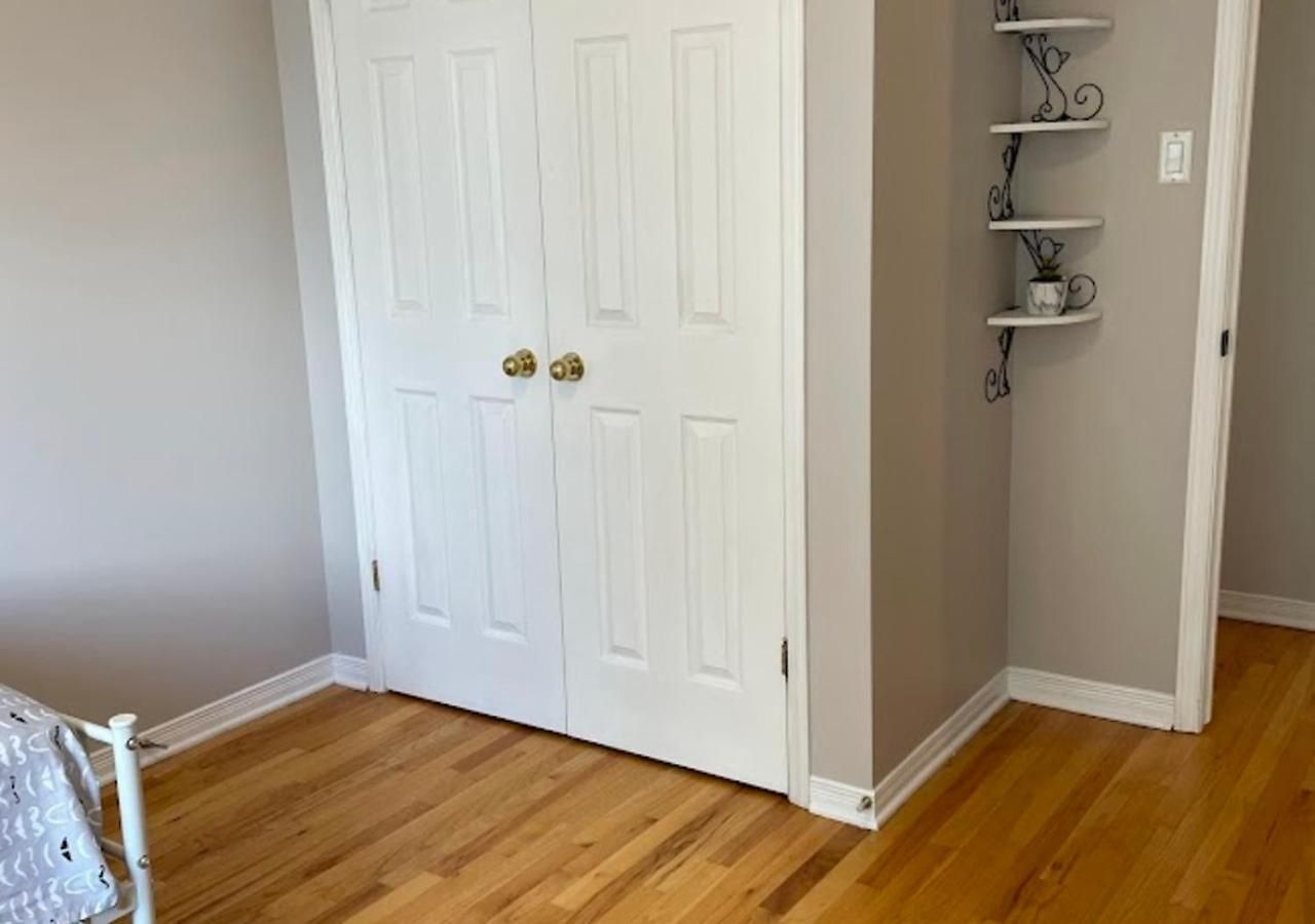 Apartment Ciceks Thornbury Ottawa