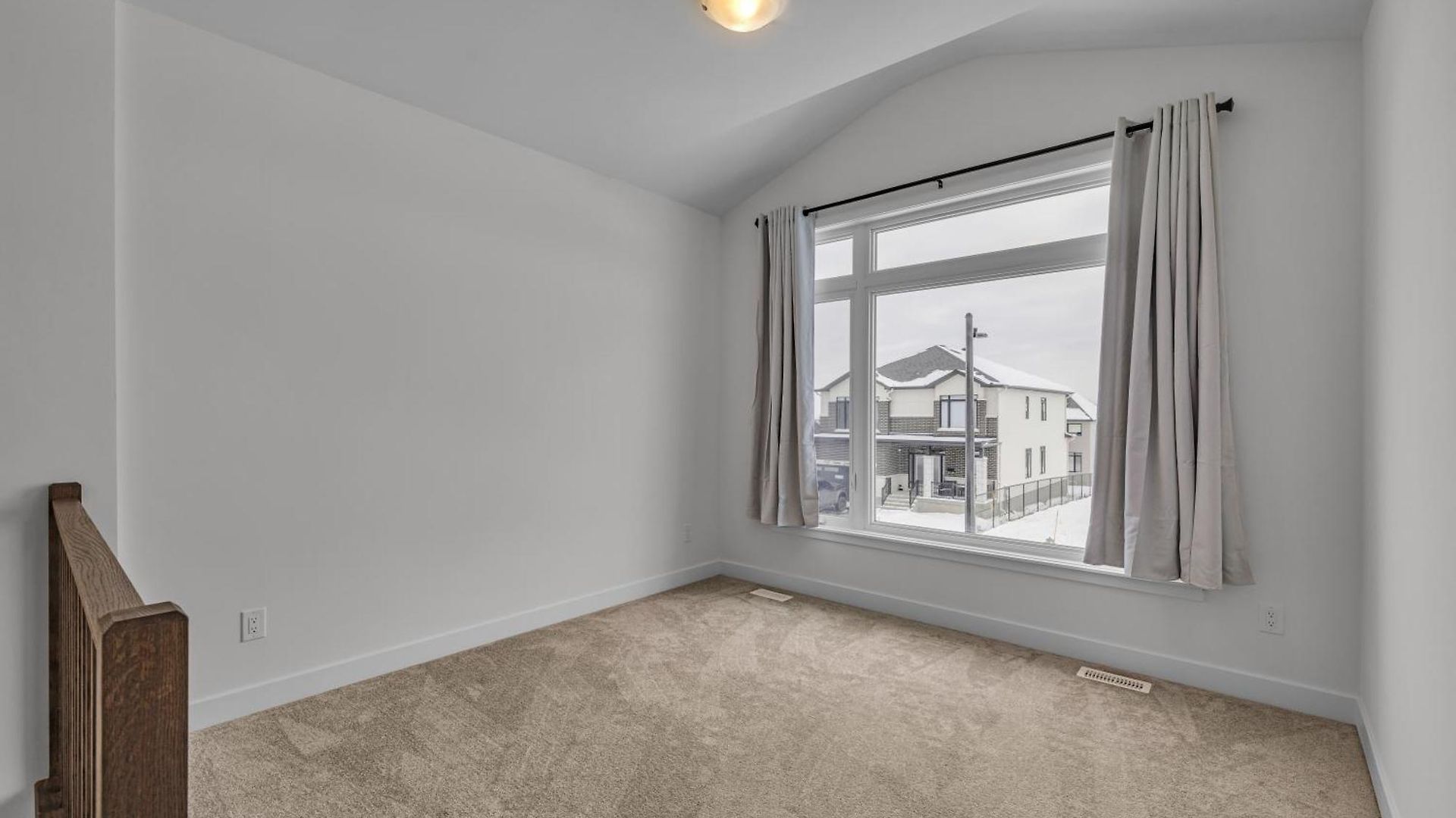 Modern 4br Executive Near Airport And Downtown Holiday home Ottawa