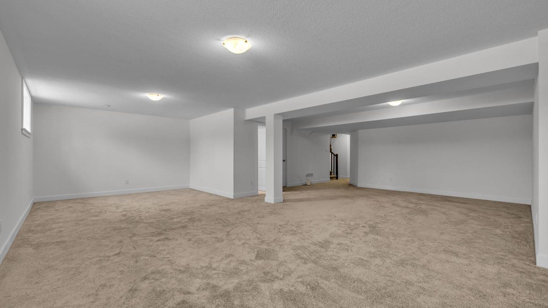 Modern 4br Executive Near Airport And Downtown Holiday home