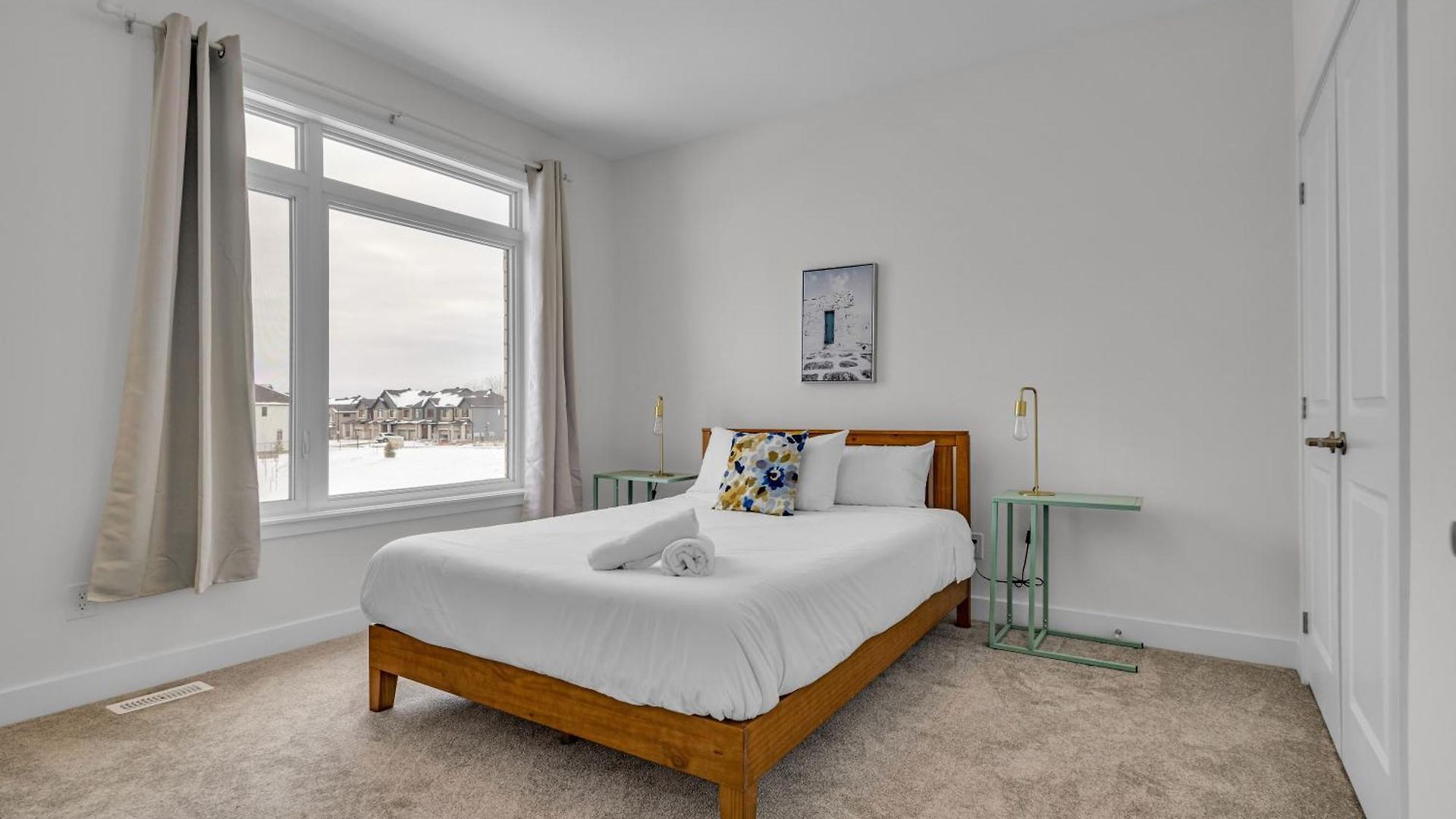 Holiday home Modern 4br Executive Near Airport And Downtown