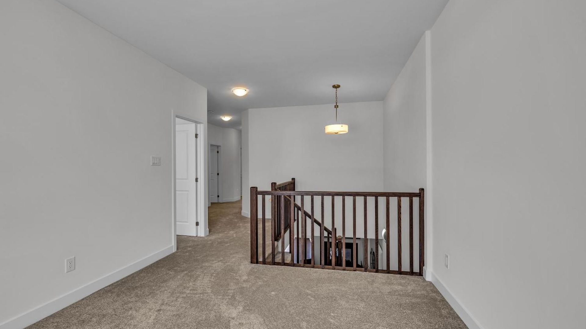 Modern 4br Executive Near Airport And Downtown Holiday home
