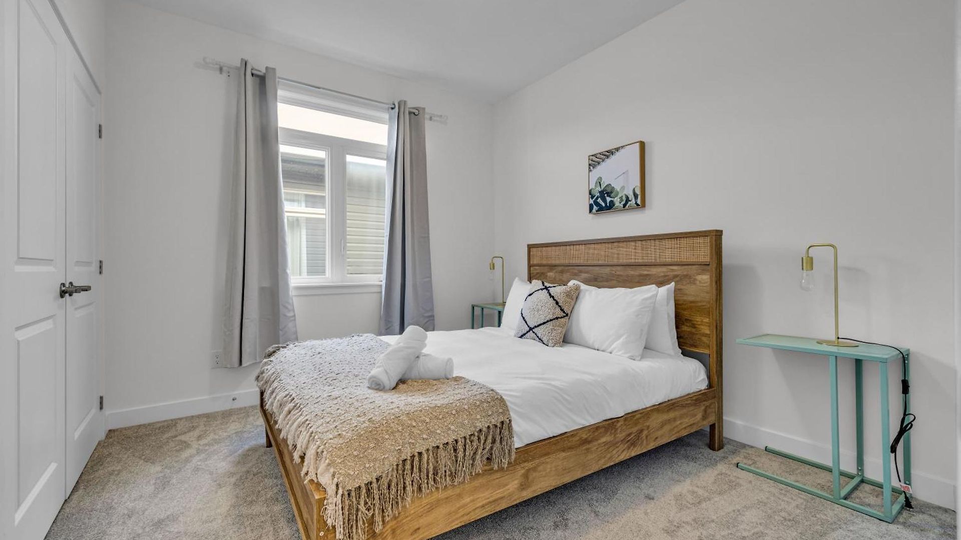 Holiday home Modern 4br Executive Near Airport And Downtown