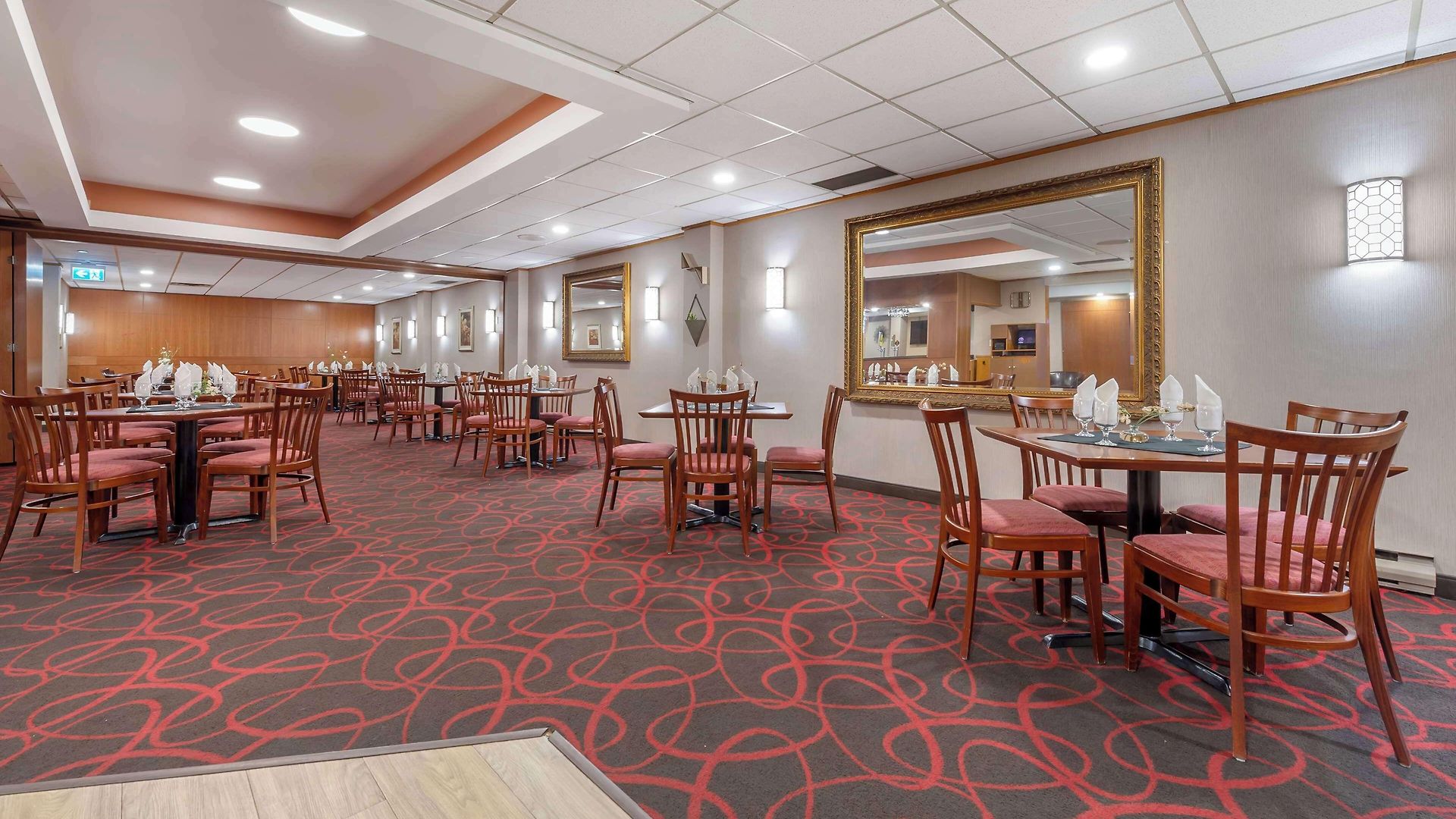 Western Centre 3*