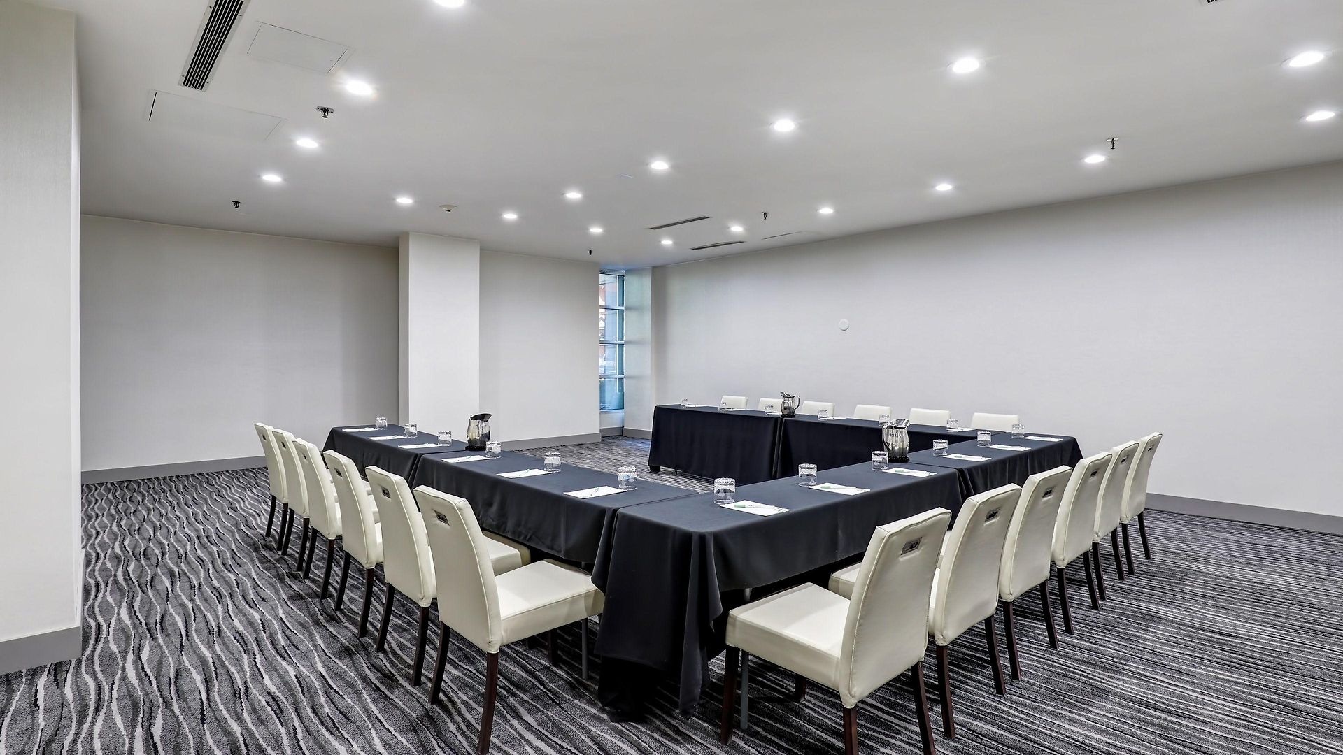 - Dwtn - Parliament Hill By Ihg Ottawa