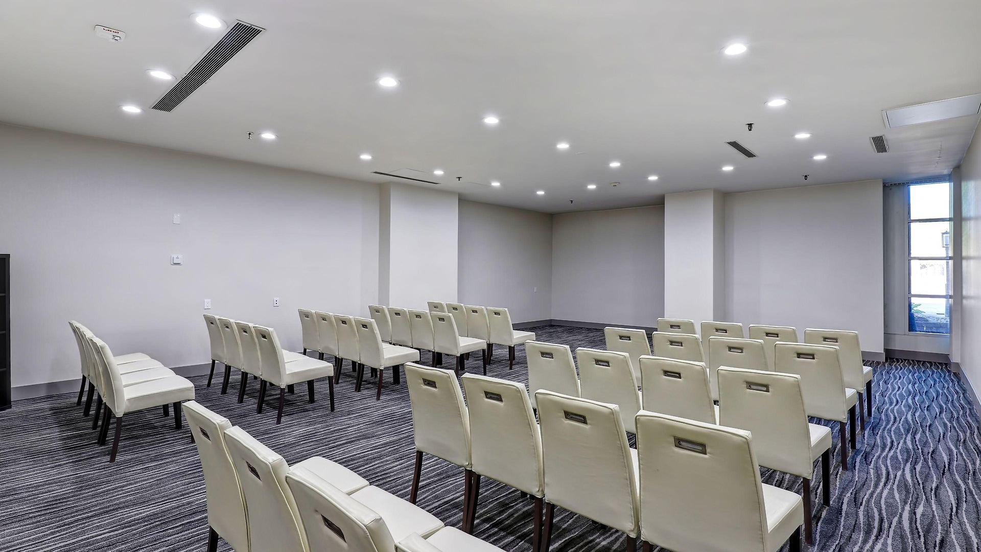 - Dwtn - Parliament Hill By Ihg Hotel 3*
