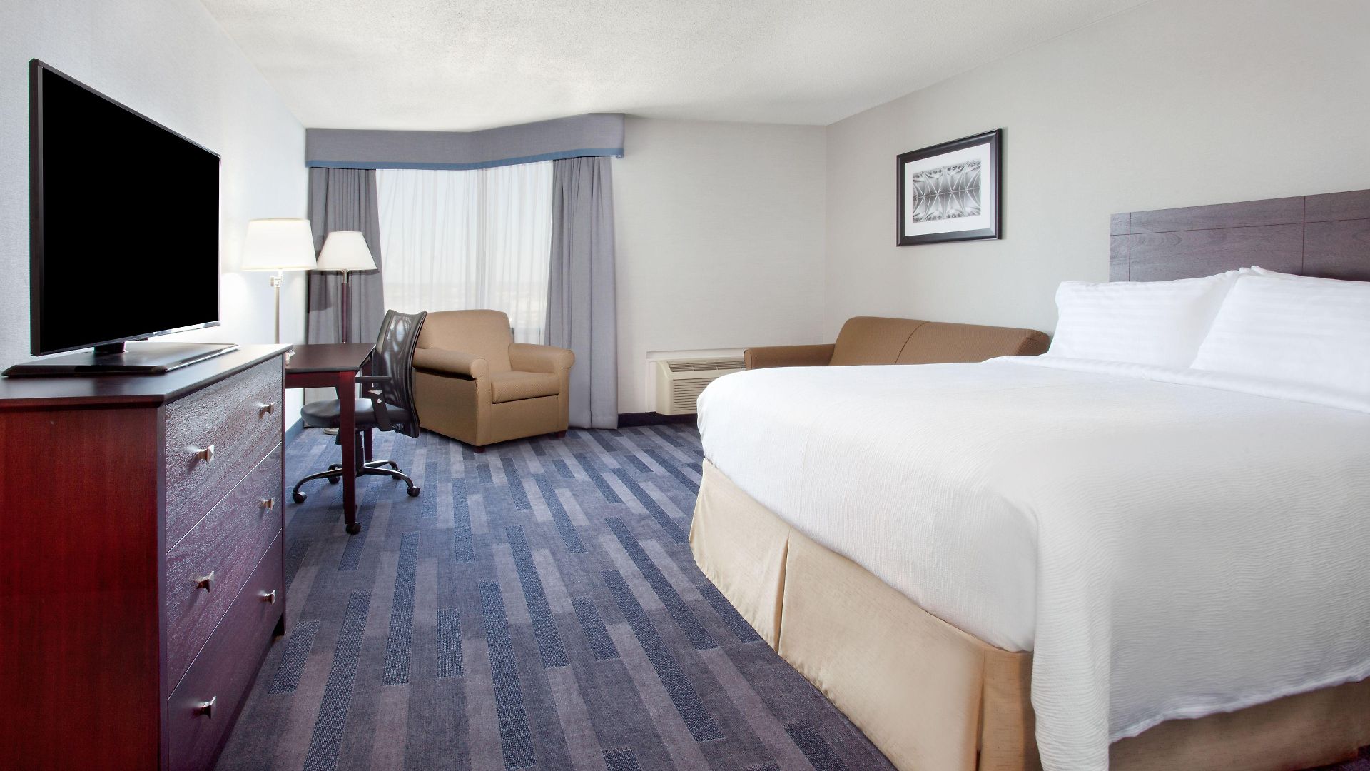 East By Ihg 4*