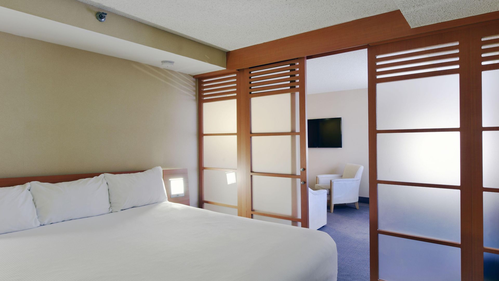 Hotel Doubletree By Hilton Downtown Ottawa