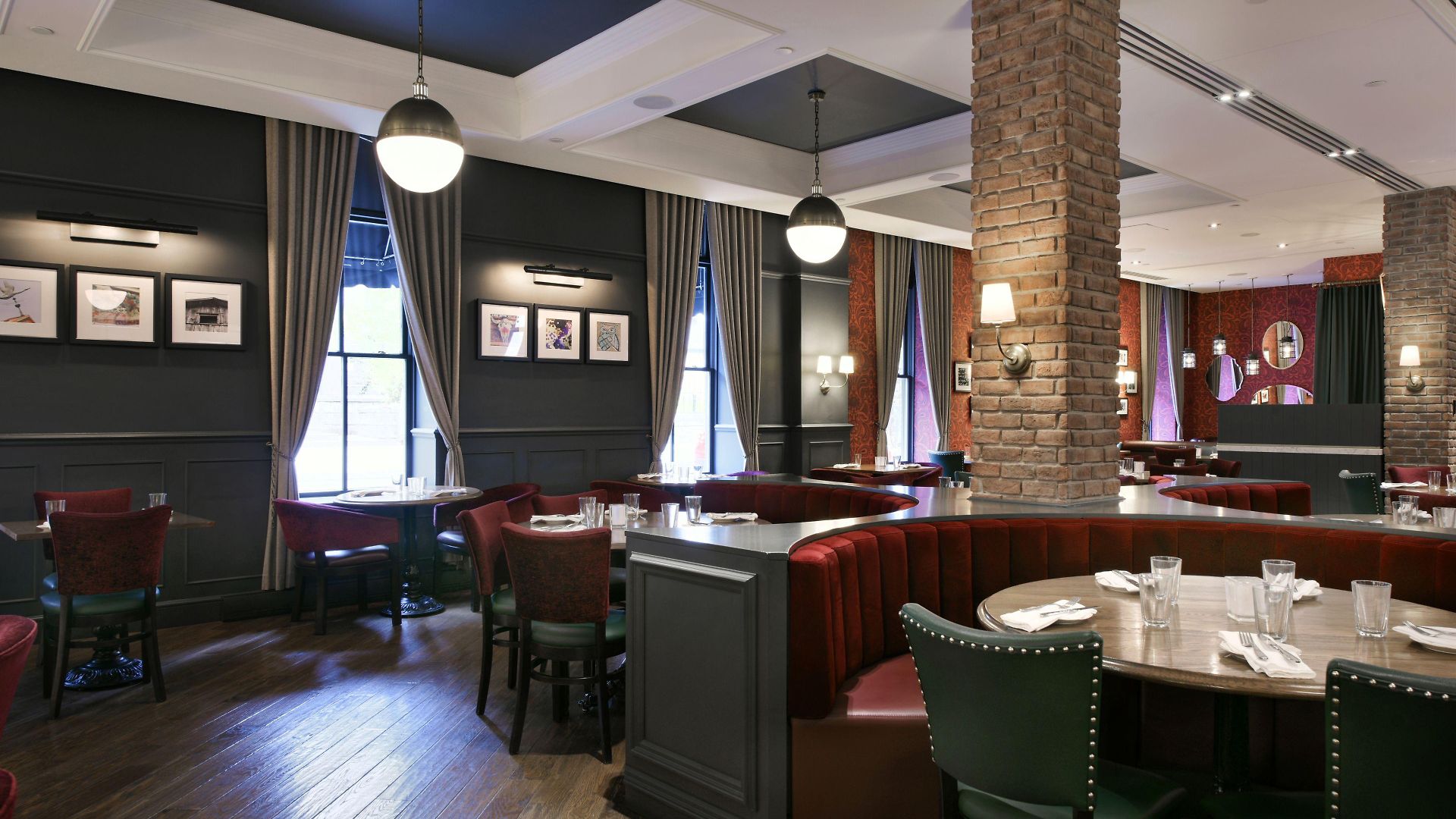 Doubletree By Hilton Downtown Hotel 4*
