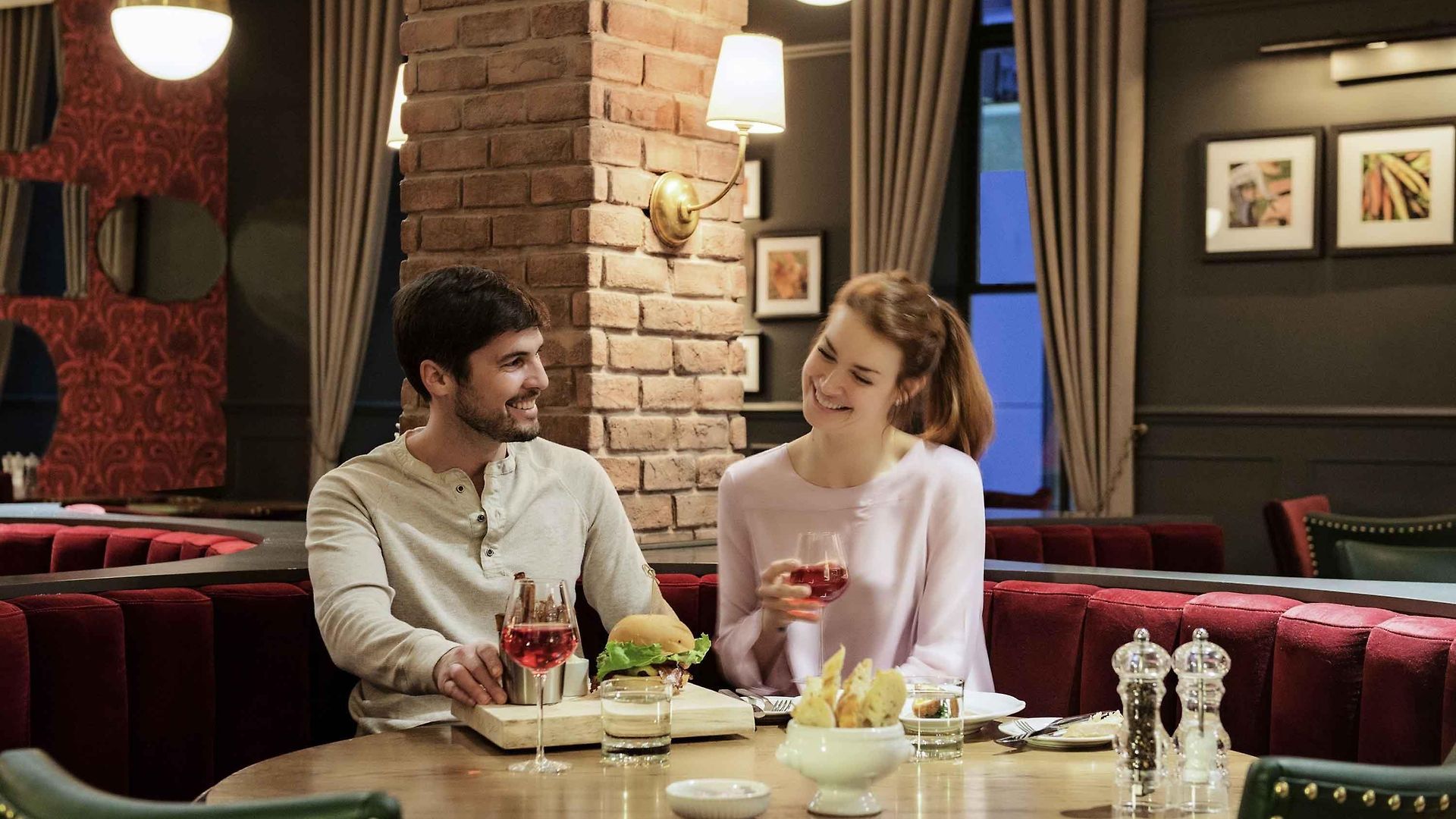 Doubletree By Hilton Downtown 4* Ottawa