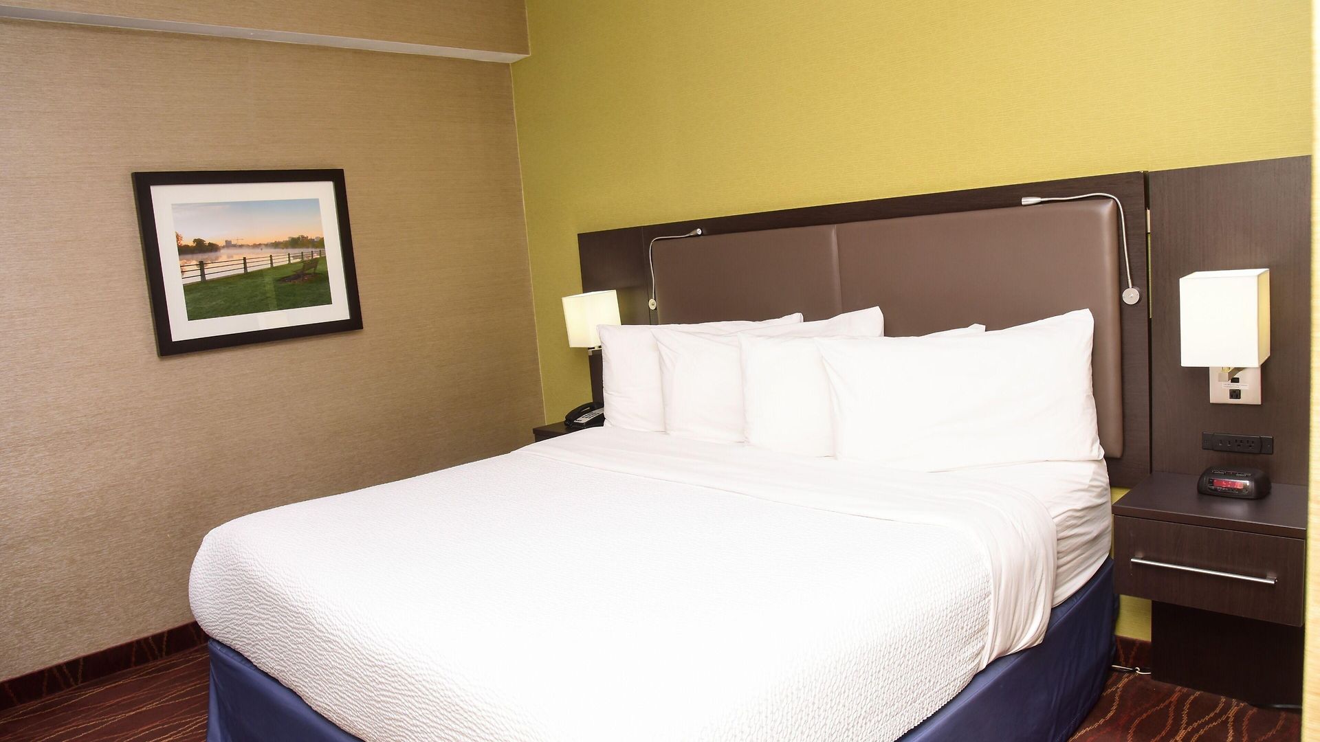 Days By Wyndham Ottawa