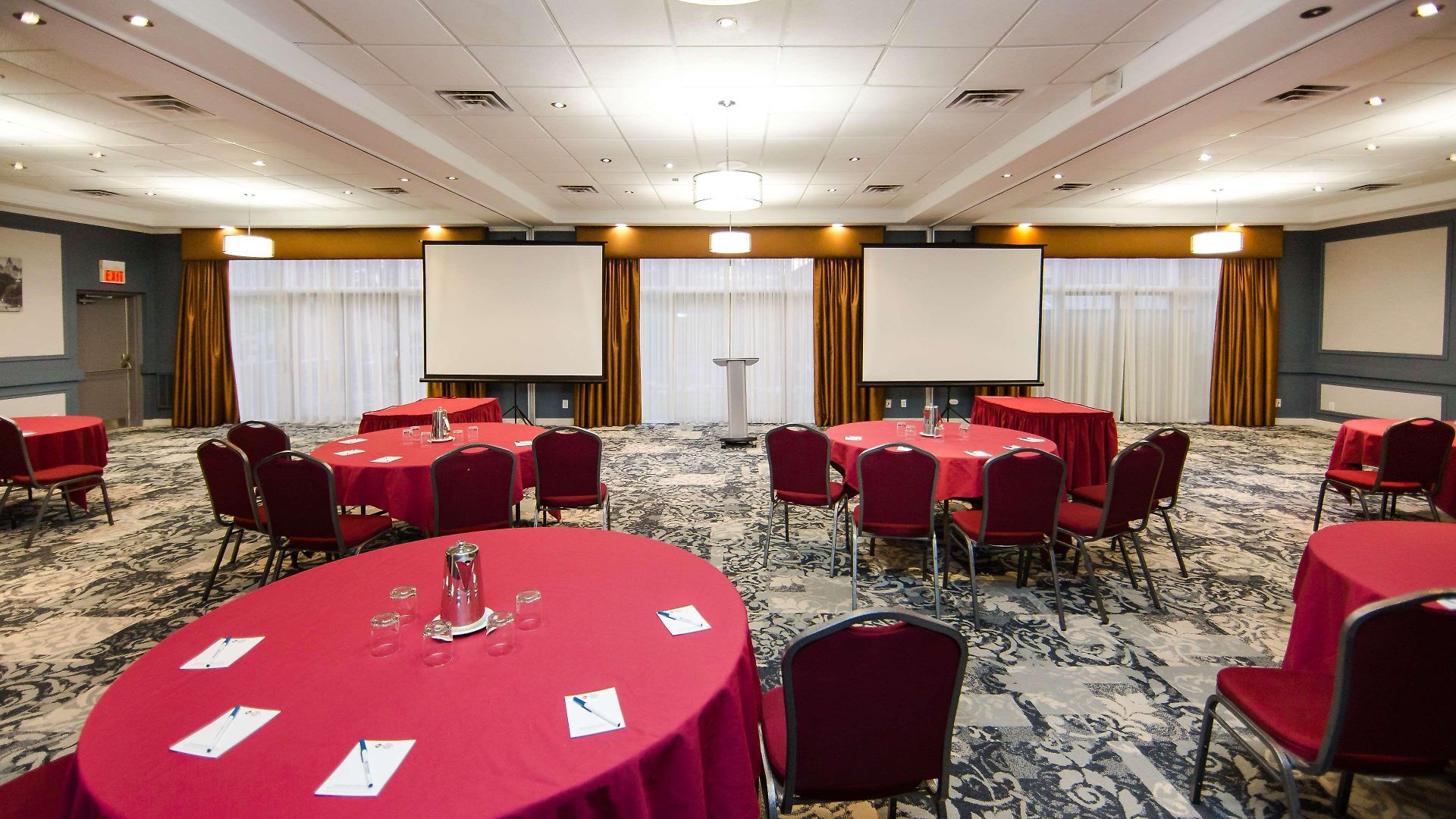 Hotel Western Kanata And Conference Centre 3*