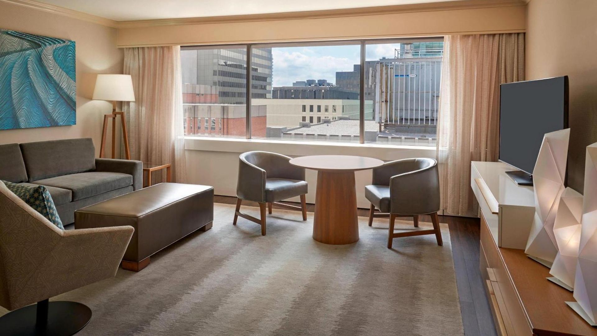 Sheraton Hotel 4*