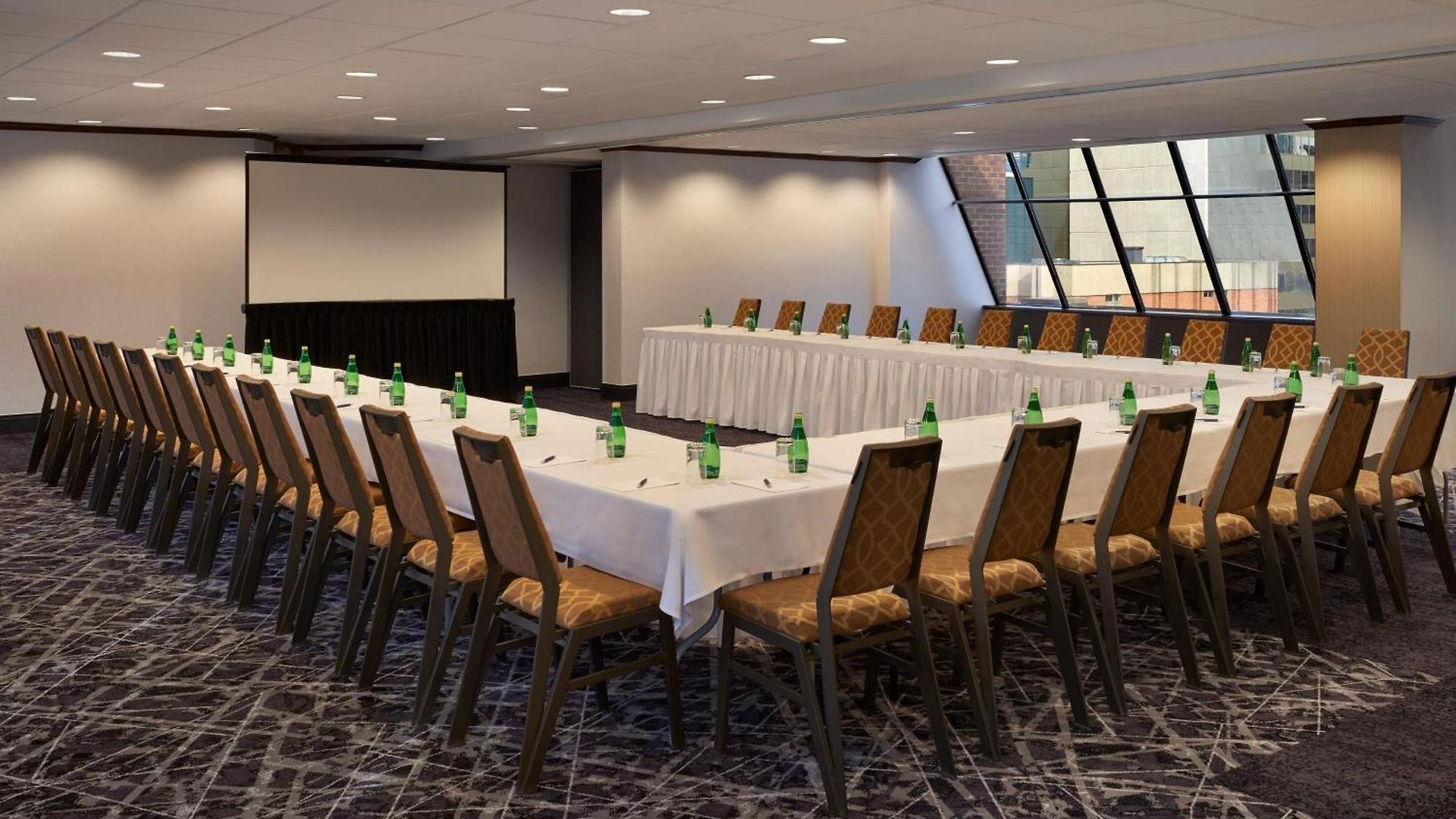 Sheraton 4* Ottawa