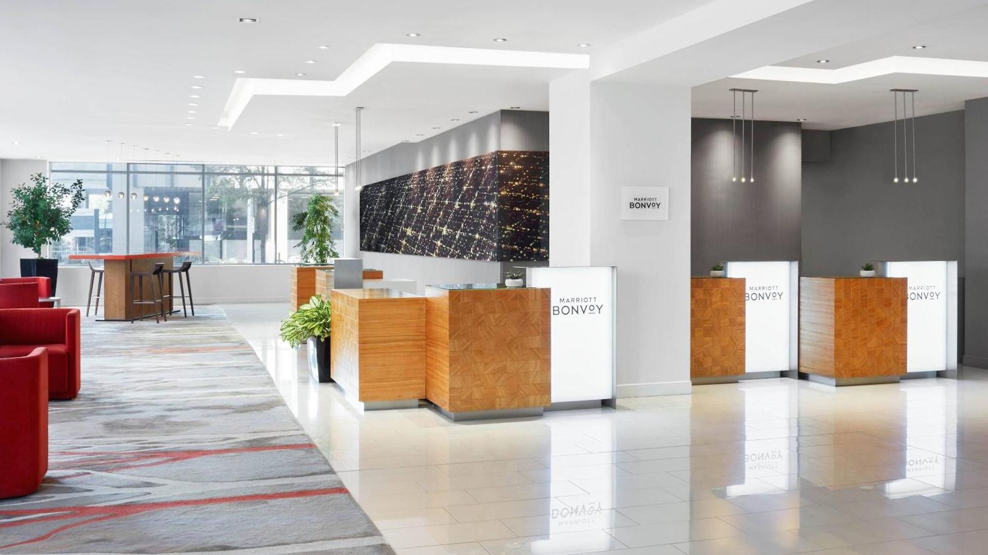 Delta By Marriott Centre Hotel 4*